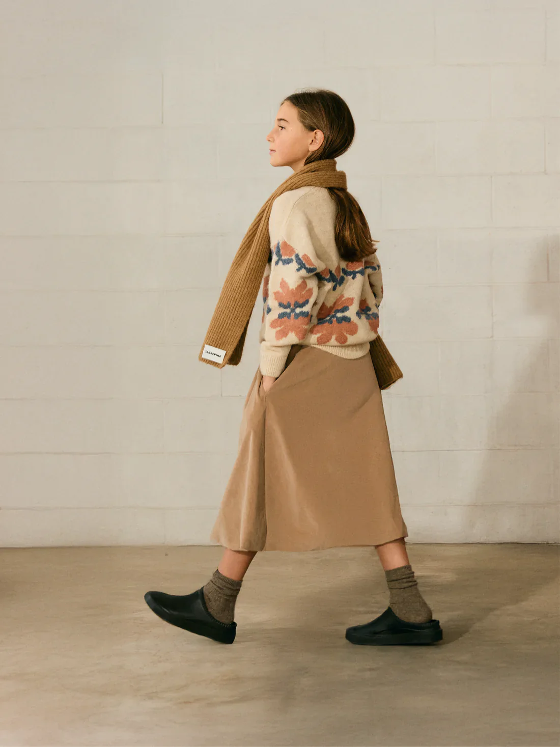 TANGERINE BEIGE FLOWER KNIT SWEATER [FINAL SALE] - Image 3